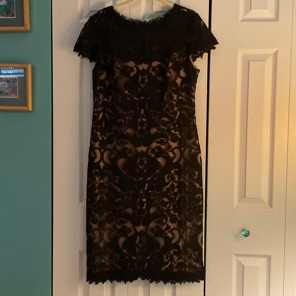 Tadashi Shoji Elegant Black Lace Dress